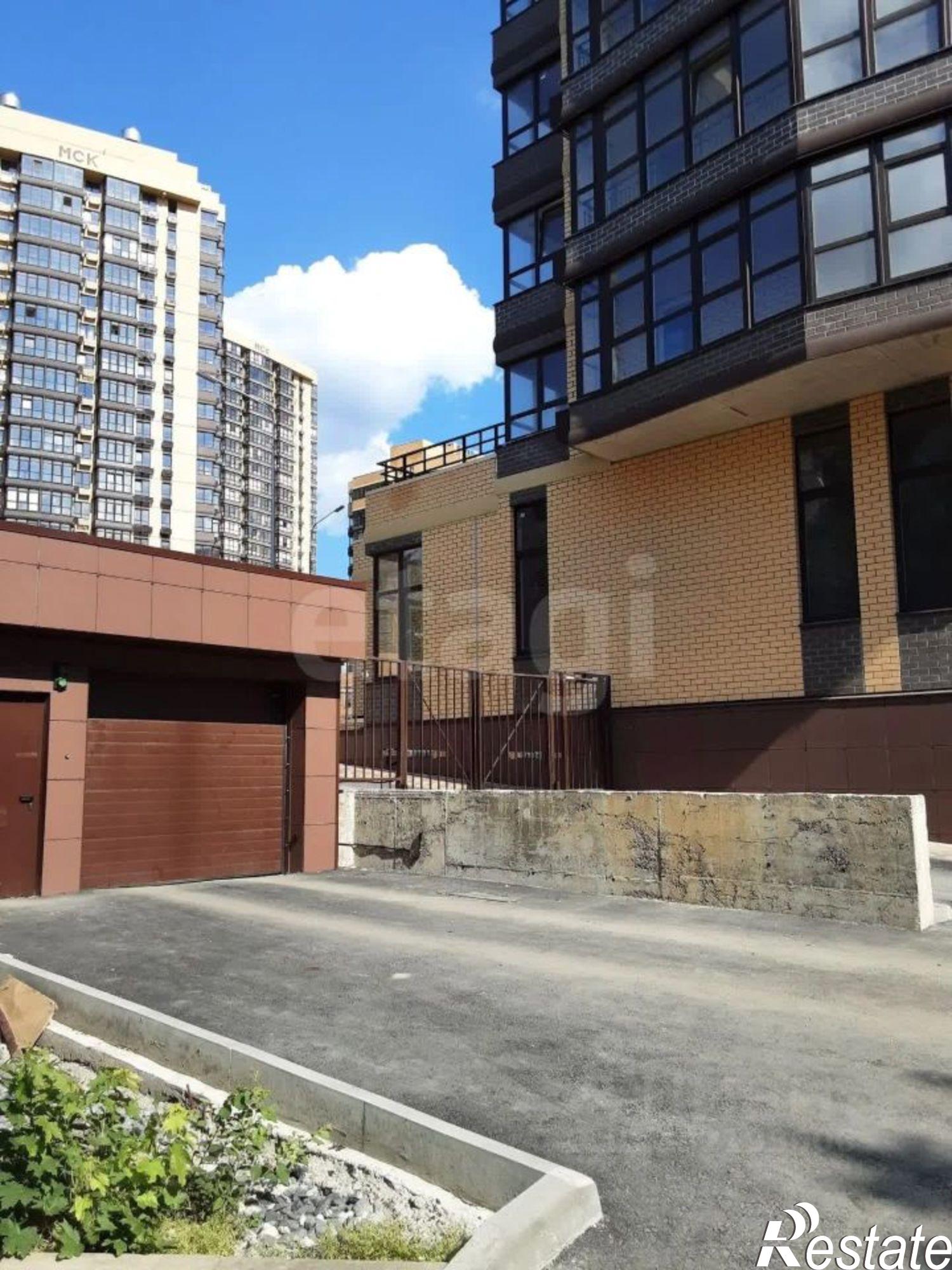 Купить гараж, место в паркинге за 1 270 680 рублей на ул Ларина, 45 9