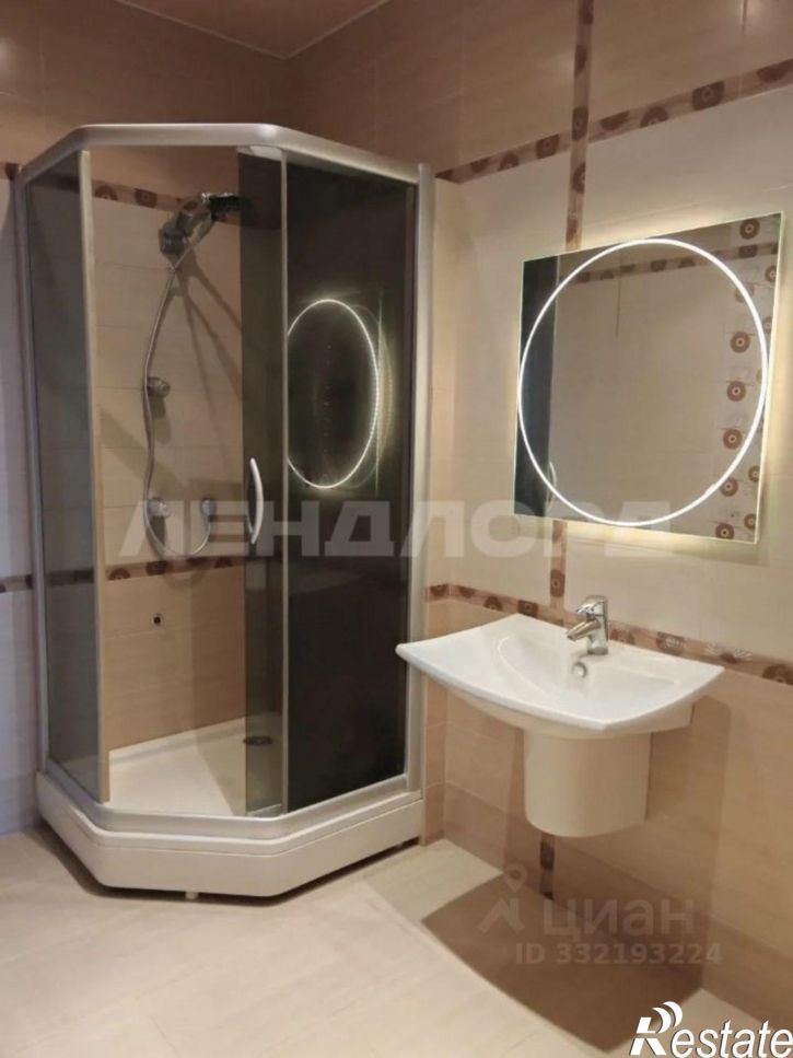 3-комн квартира ул 339-й Стрелковой Дивизии, 12д,  д. 12д