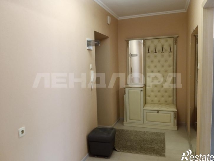 2-комн квартира улица Максима Горького, 102