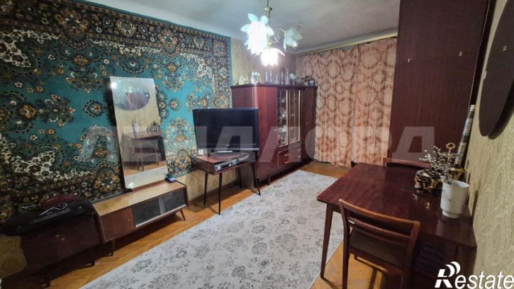 2-комн квартира Батуринская улица, 2-8