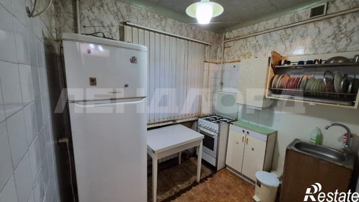 2-комн квартира Батуринская улица, 2-8