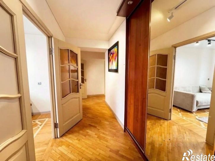 2-комн квартира Кировский пр-кт, 44,  д. 44