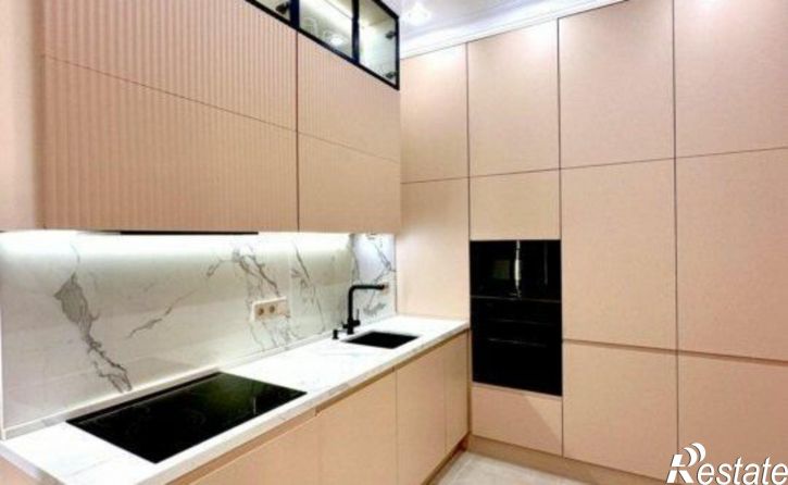 3-комн квартира пер Белоусова, 8,  д. 8