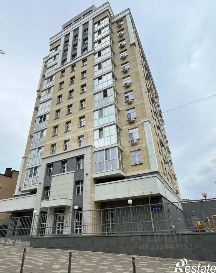 3-комн квартира ул 18-я линия, 3,  д. 3