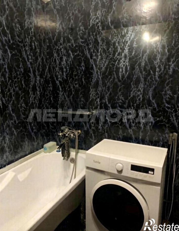 2-комн квартира проспект 40-летия Победы, 65/7