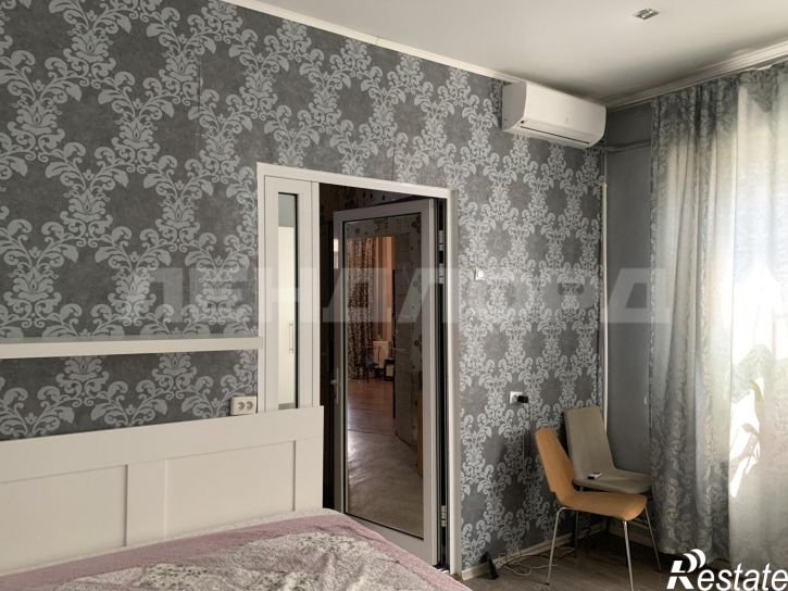 3-комн квартира улица Обороны, 60