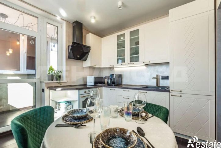 2-комн квартира проспект Королёва, 20А