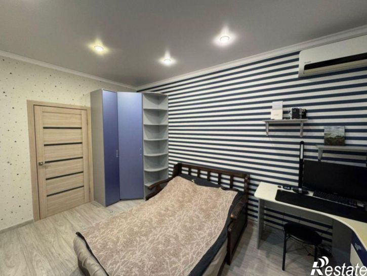 2-комн квартира Петренко ул, 6