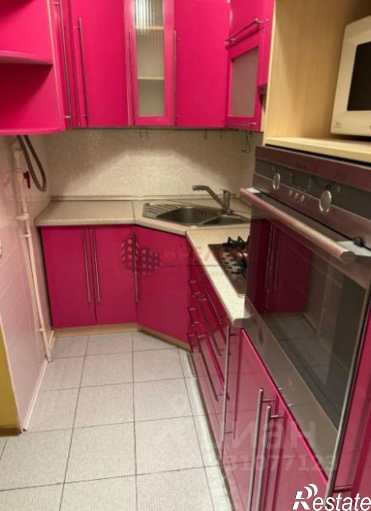 2-комн квартира ул 32-я линия, 76/10,  д. 76/10