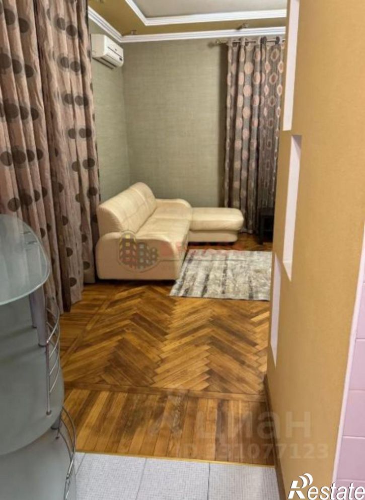 2-комн квартира ул 32-я линия, 76/10,  д. 76/10