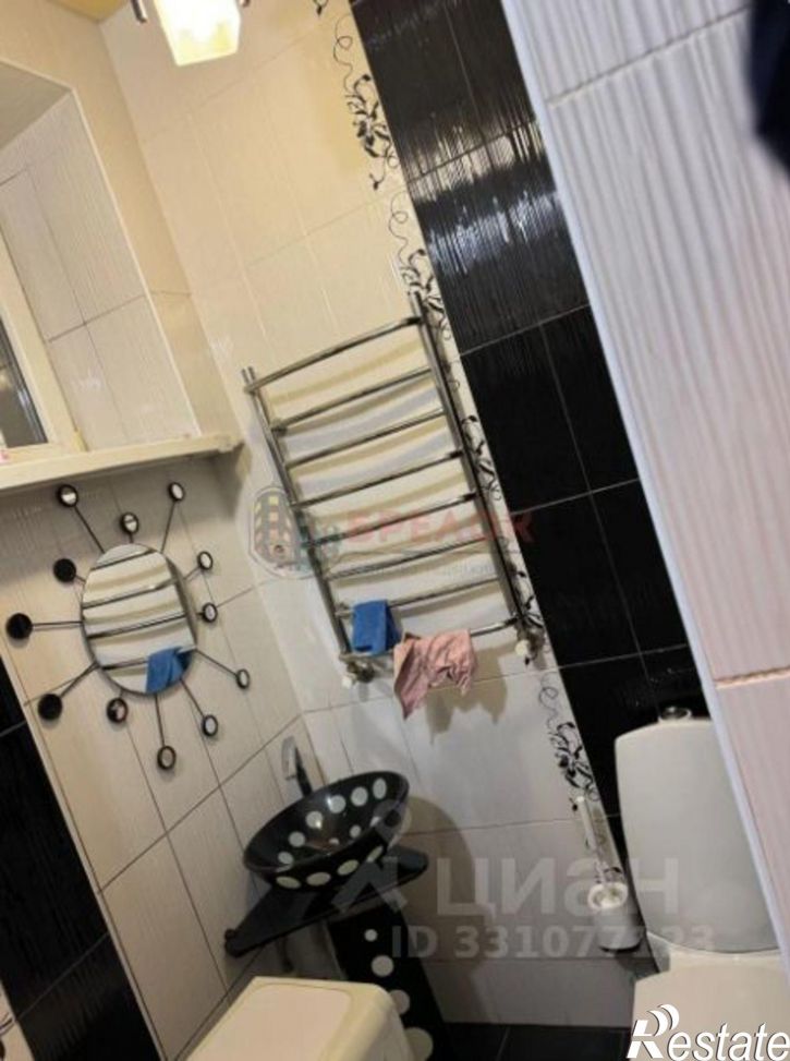 2-комн квартира ул 32-я линия, 76/10,  д. 76/10