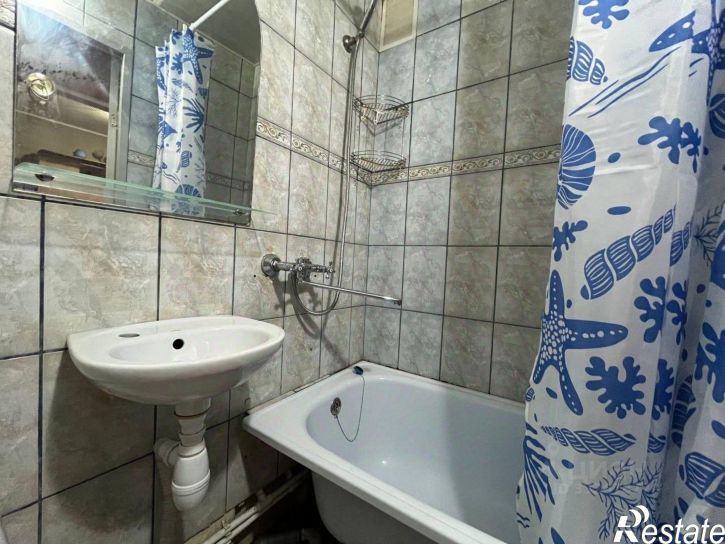 1-комн квартира ул Жмайлова, 21/2,  д. 21/2