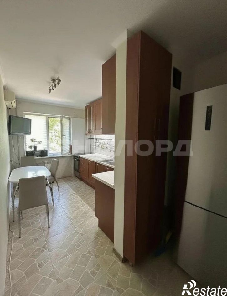 3-комн квартира улица Туполева, 3