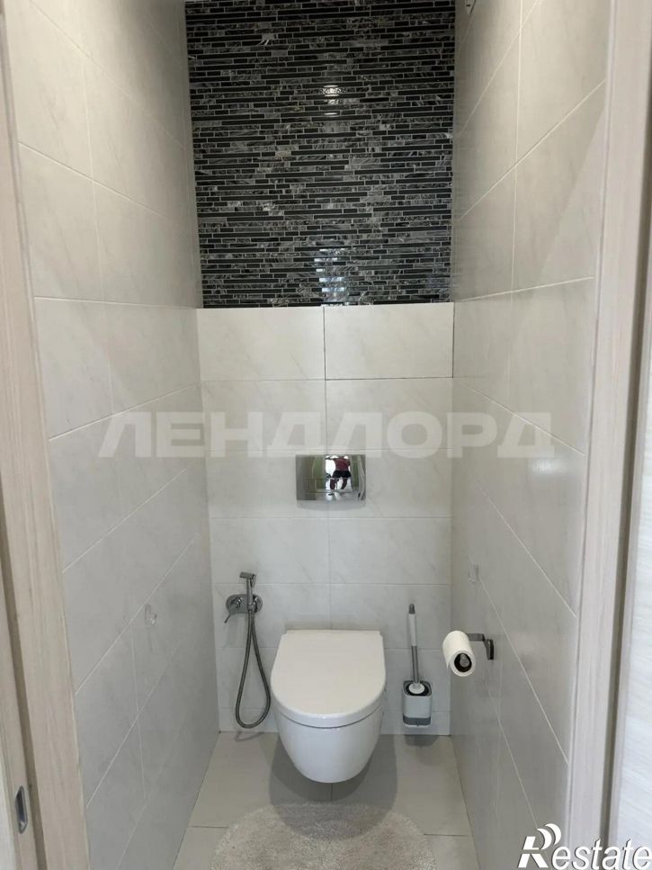 3-комн квартира улица Добровольского, 17/1