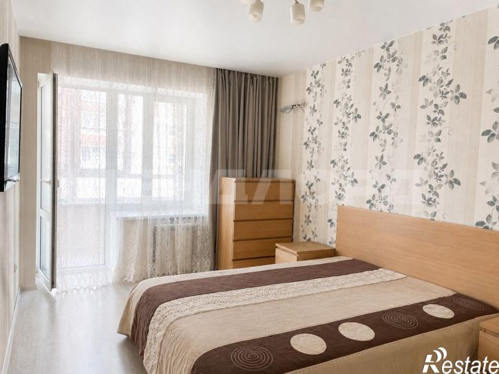 3-комн квартира улица Вересаева, 103/3