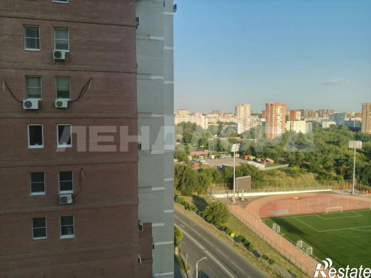 2-комн квартира бульвар Комарова, 12/1