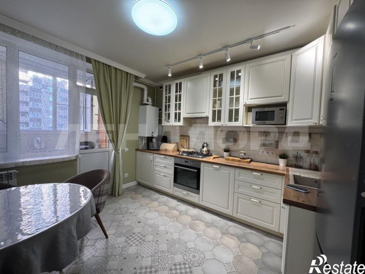 2-комн квартира улица 35-я Линия, 89/32