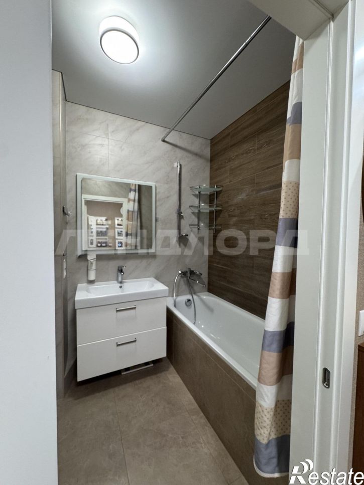 2-комн квартира улица 35-я Линия, 89/32