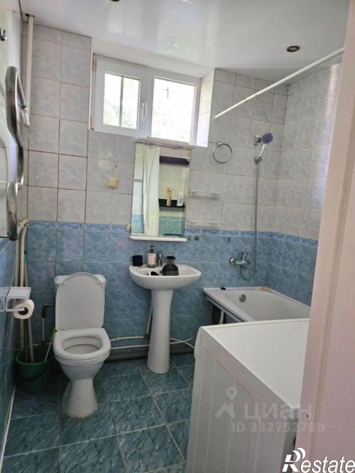 2-комн квартира Крепостной пер, 104,  д. 104