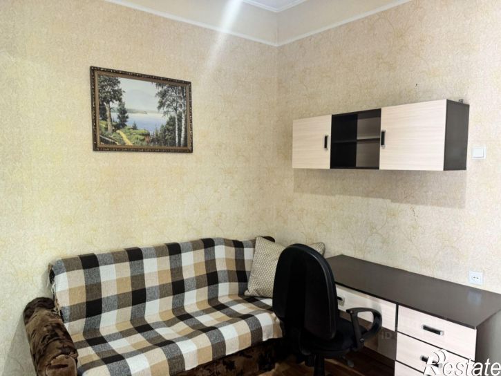 4-комн квартира ул Буйнакская, 32,  д. 32