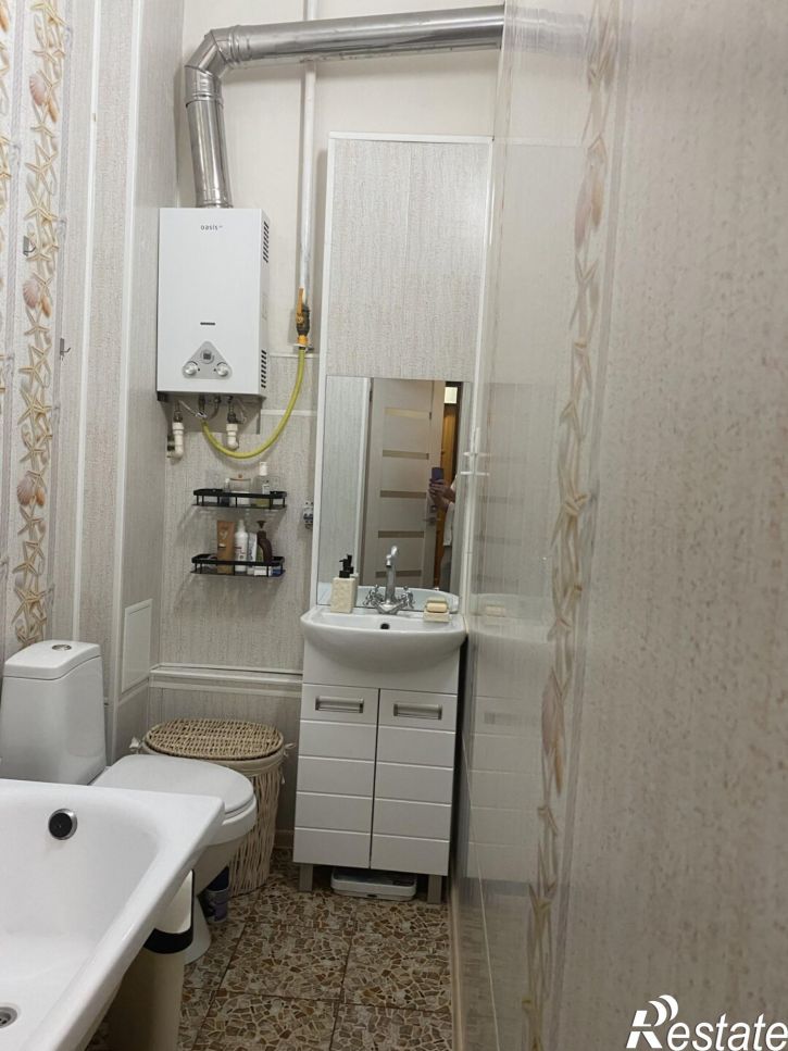 3-комн квартира Братский пер., 63