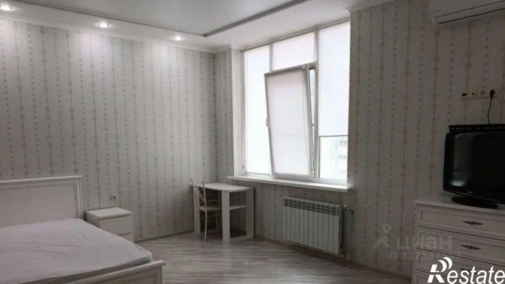 1-комн квартира Кировский пр-кт, 46,  д. 46