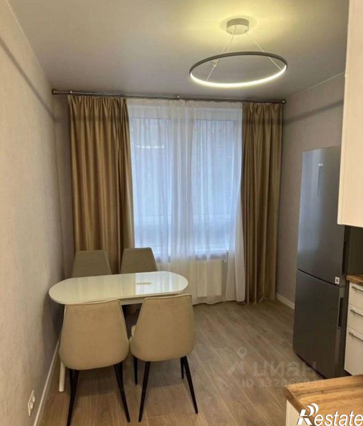 2-комн квартира ул Жмайлова, 4Е,  д. 4Е