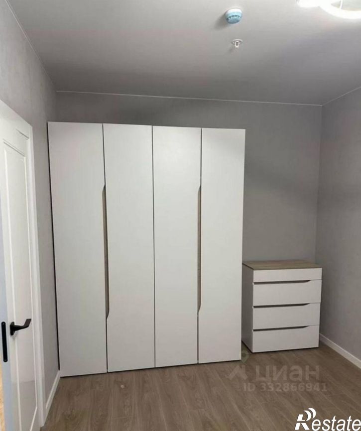 2-комн квартира ул Жмайлова, 4Е,  д. 4Е