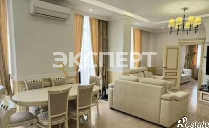 3-комн квартира ул Варфоломеева, 222А,  д. 222А