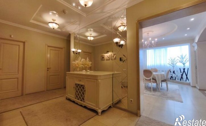 3-комн квартира пр-кт Космонавтов, 37,  д. 37