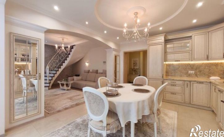 3-комн квартира пр-кт Космонавтов, 37,  д. 37