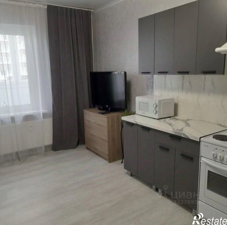 1-комн квартира ул Висаитова, 10,  д. 10
