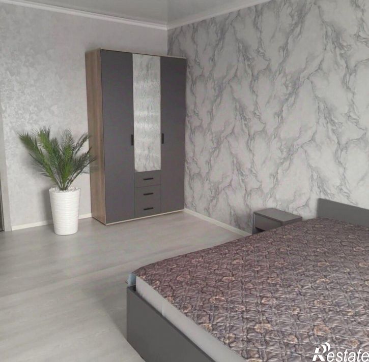 1-комн квартира ул Висаитова, 10,  д. 10