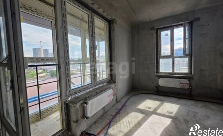 3-комн квартира пр-кт Сиверса, 8,  д. 8