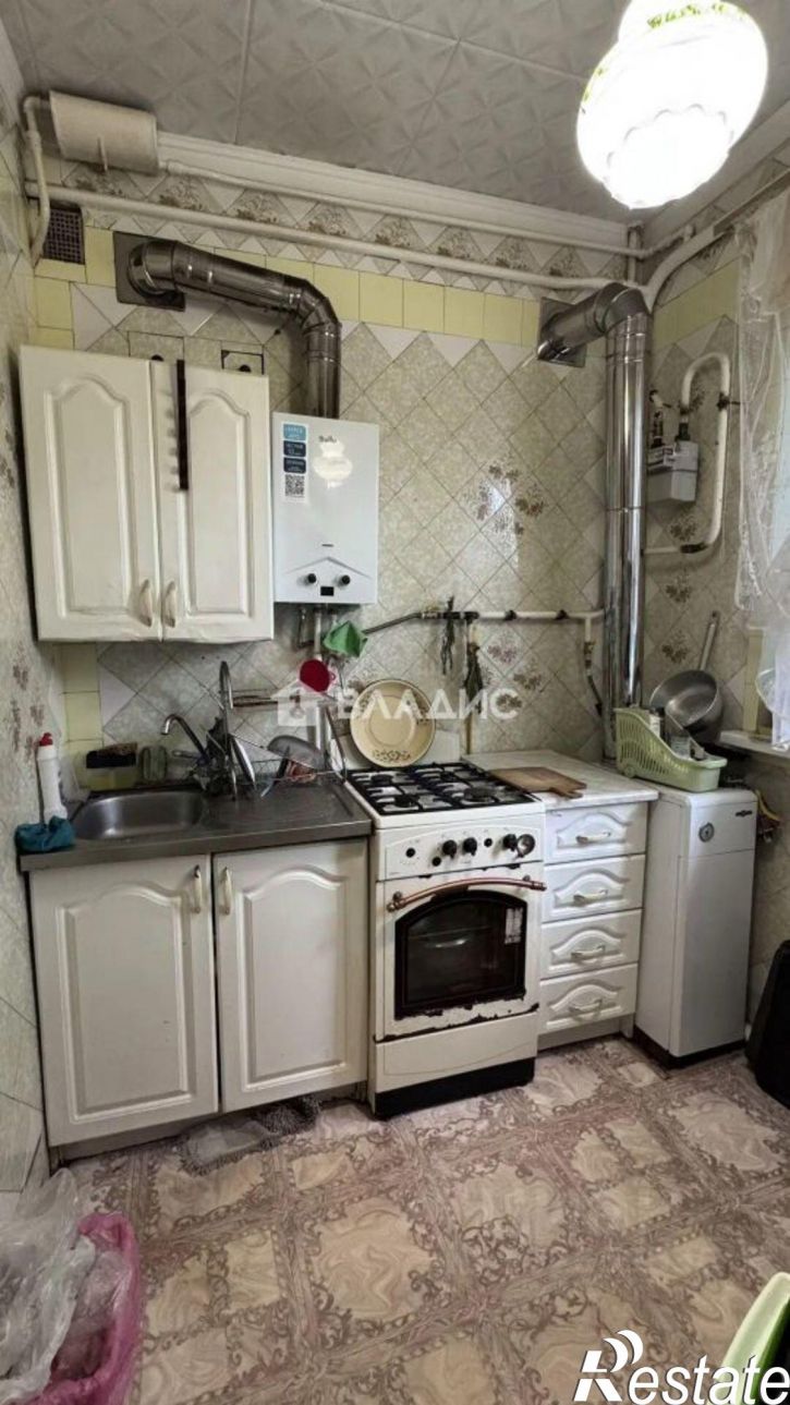 3-комн квартира ул Новолесная, 3,  д. 3