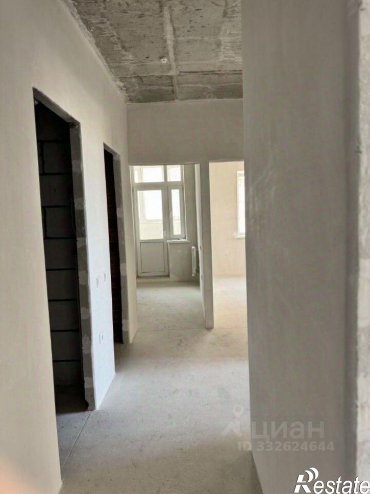 3-комн квартира ул Берберовская, 4,  д. 4