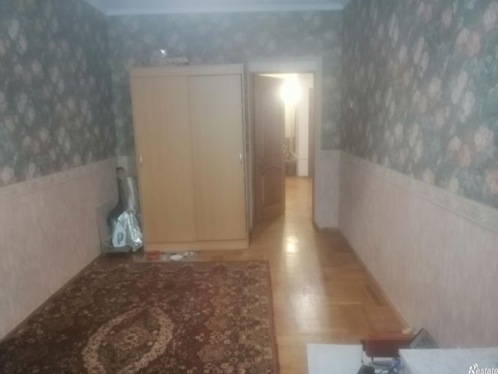 3-комн квартира Обороны, 28/10