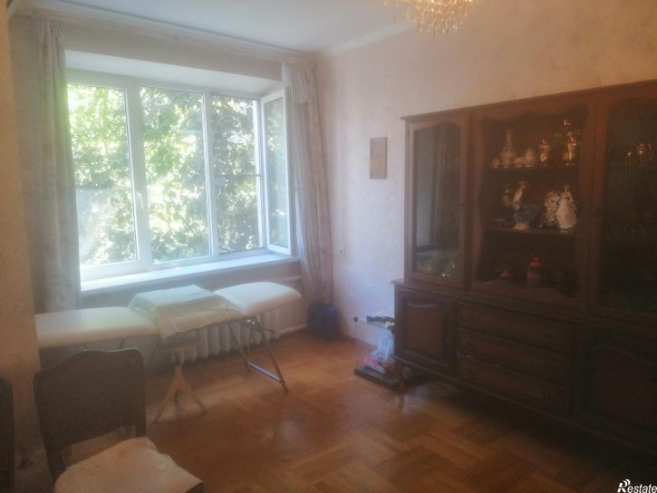 3-комн квартира Обороны, 28/10
