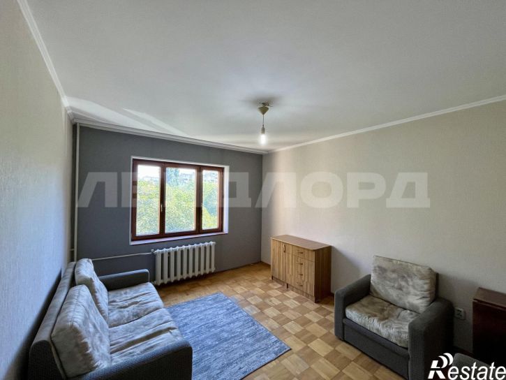 3-комн квартира проспект Горшкова, 7/6