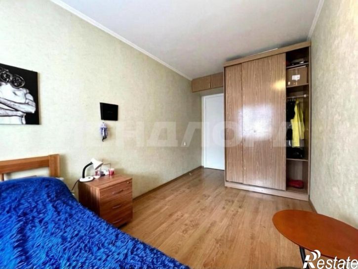 2-комн квартира улица Варфоломеева, 246