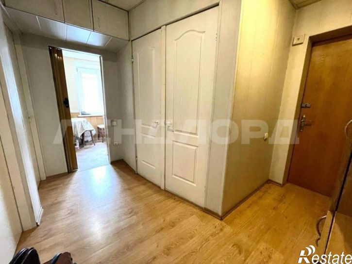 2-комн квартира улица Варфоломеева, 246