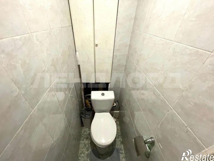 2-комн квартира улица Варфоломеева, 246
