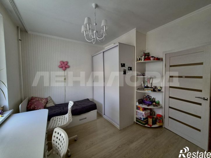3-комн квартира Суздальский переулок, 23