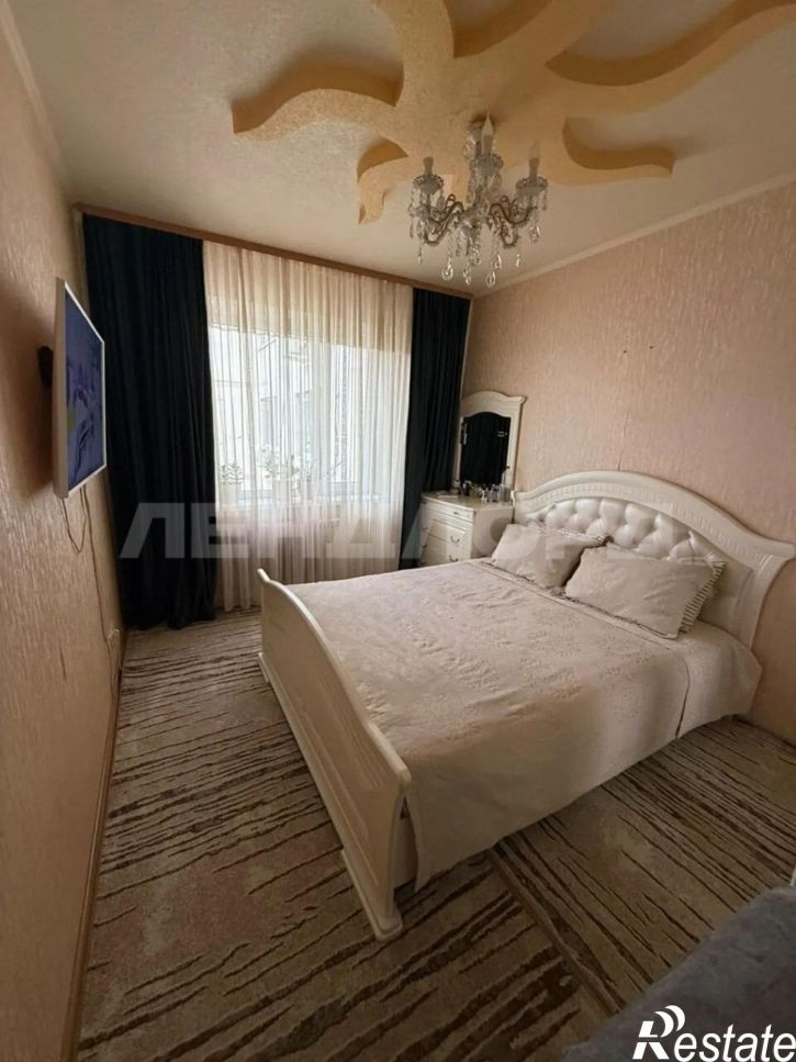 4-комн квартира улица Миронова, 4А