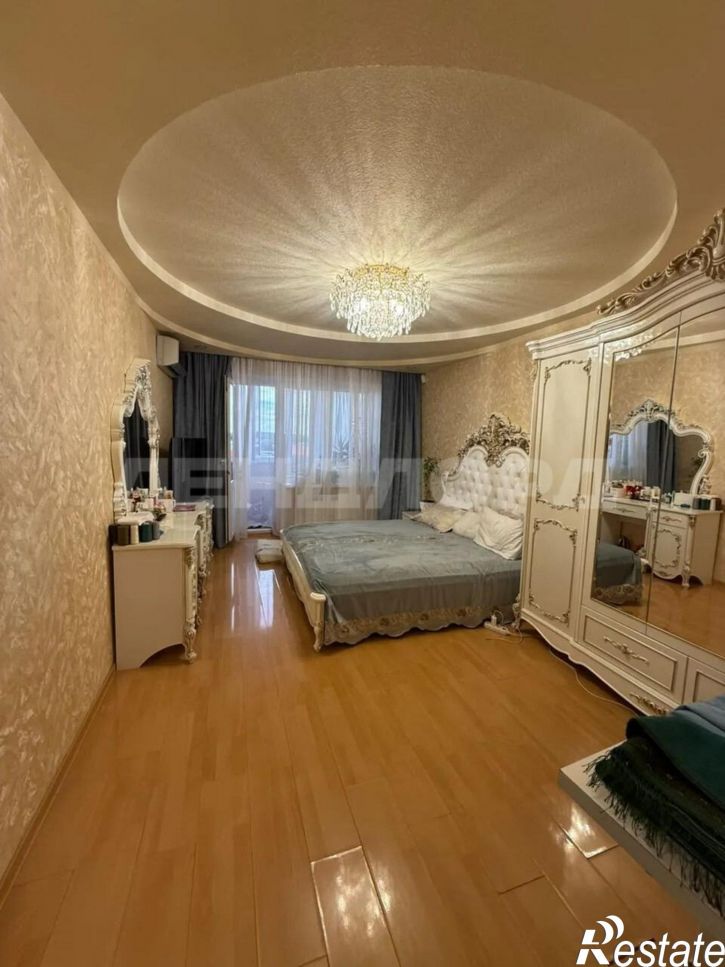 4-комн квартира улица Миронова, 4А