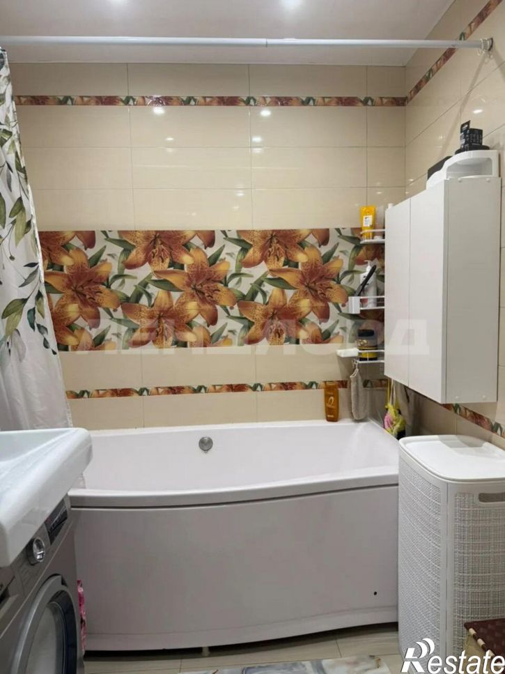 4-комн квартира улица Миронова, 4А