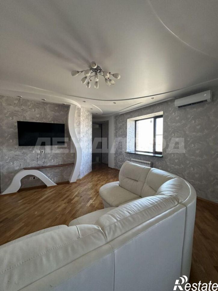 2-комн квартира улица Максима Горького, 130