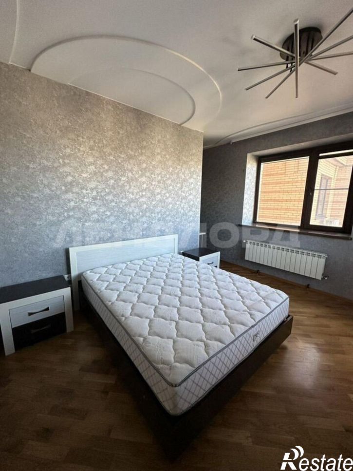 2-комн квартира улица Максима Горького, 130