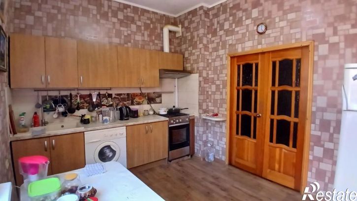 3-комн квартира Вятская ул., 65, к 1