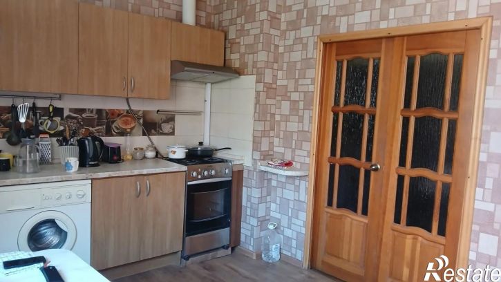 3-комн квартира Вятская ул., 65, к 1